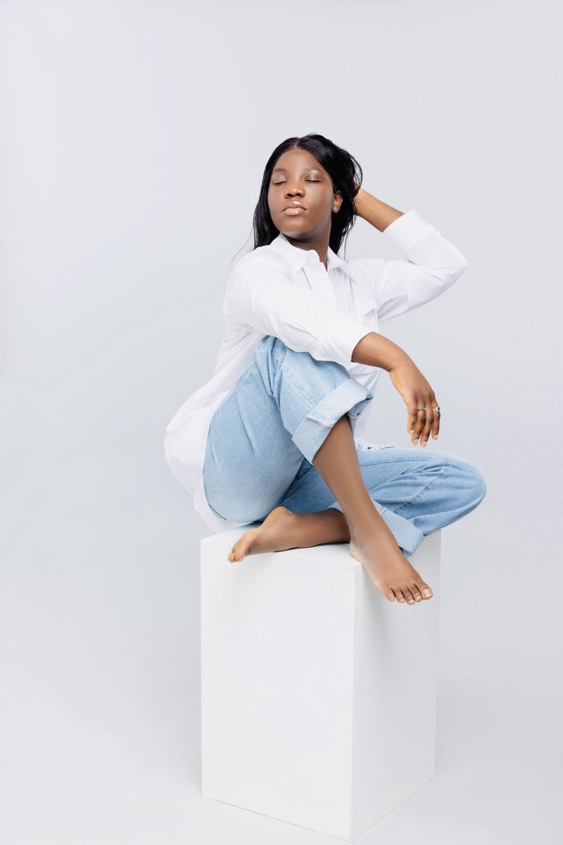 ehbunswealth's tweet photo. A R I N O L A !

Every time I try to think of what is not working, I’m reminded to be thankful for how far God has indeed brought me!

Arinola, Abba is not done with you and we’re riding till the wheels fall off!

Happy birthday Seventh🖤🎉 https://t.co/Qx2UmCYbaH