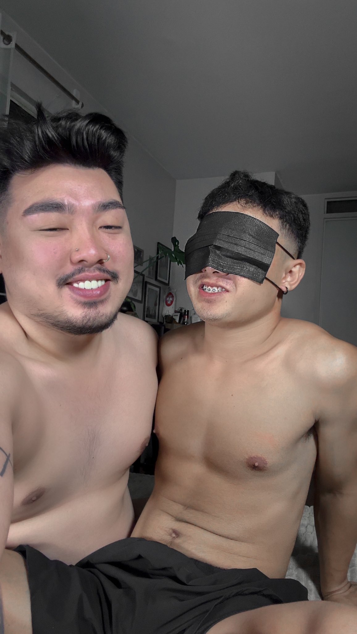 𝙎𝙀𝙆𝙐𝙎𝙃𝙄 on X: 𝑵𝑬𝑾 𝑽𝑰𝑫𝑬𝑶 𝑻𝑬𝑨𝑺𝑬𝑹 𝑷𝑯𝑶𝑻𝑶 🔥 19-YEAR  OLD HOT AND CUTE CHINITO TWUNK 🤤 HIS SMILE IS SO ADDICTING, ENOUGH TO MAKE  MY HOLE PULSATE! SUCH A CUTE BOY 👅💯