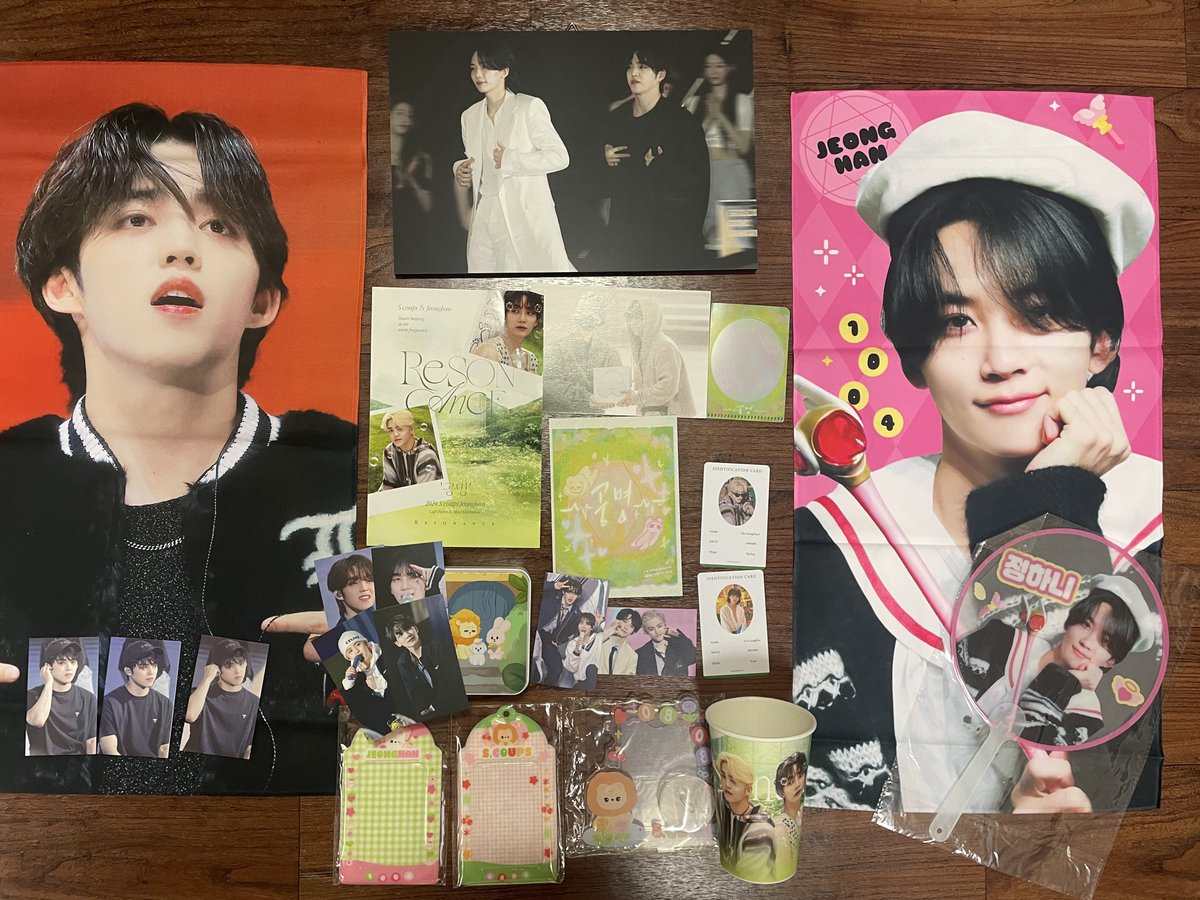 📌브라운시티 본점

올해 가장 기대했던 첫 카페!
가뜩이나 둘다 다쳐서 가슴아팠는데 승철이랑 정한이의 웃는 사진들 보니까 너무 행복만땅💖
럭드까지 야무지게 액자에 슬로건까지 넘나 성공적❤️

#세븐틴 #승철 #정한
#나의_영원한_soulmate
#지금처럼_행복하게_지내자