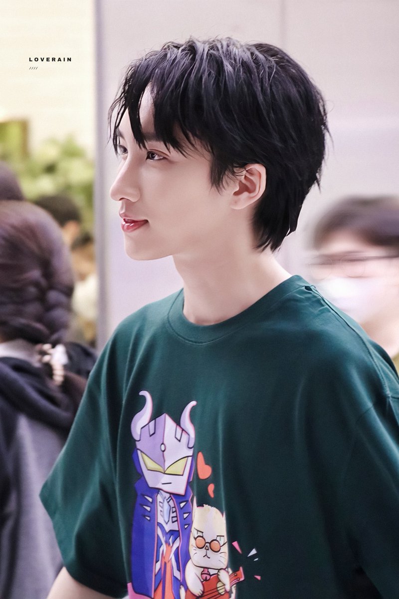 noeulnightfall's tweet photo. I love everything about you @Noeul_lee6 💞💗🤏

cr.loverain 
#Noeulnuttarat #MagentaBoy https://t.co/l04ZQSe15l