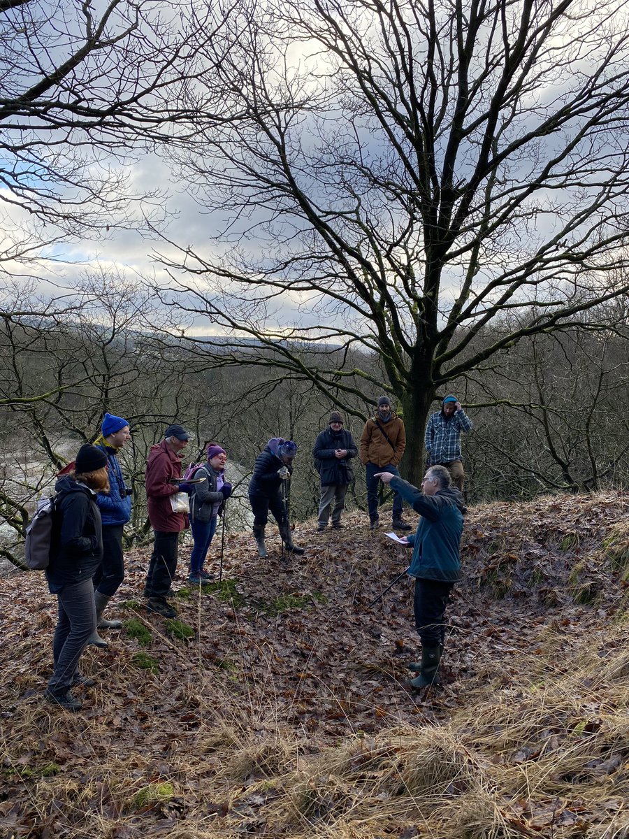 Stop 1 was Lumb Mill in the Irwell Valley to view erratics and some unearthed organics from the BA. Then walking along a hypothesised kame terrace & viewing a WW1 zeppelin bomb site #QRA24