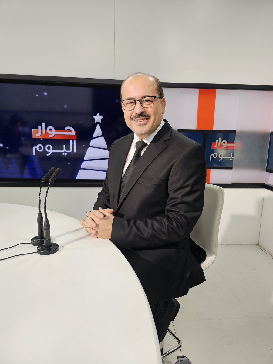 مليار تحية من جزائري حر 
للعرب العاربة أنصار  رسول الله صلى الله عليه و أله في اليمن 
اشهد الله و رسوله انكم من اهل القرآن الكريم ، ما خنتم و لا غيرتم و لا بدلتم  ،، في الوقت الذي انبطح فيه الجميع أمام أمريكا و إسرائيل قلتم هيهات منا الذلة ، و دستم على  رقاب المستكبرين !!