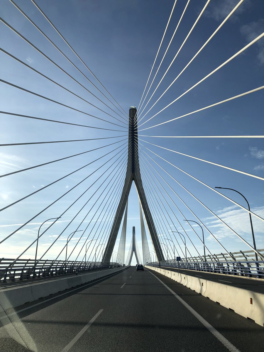 remok78's tweet photo. Brücke nach Cadiz 🇪🇸 https://t.co/64lNZdf4yn