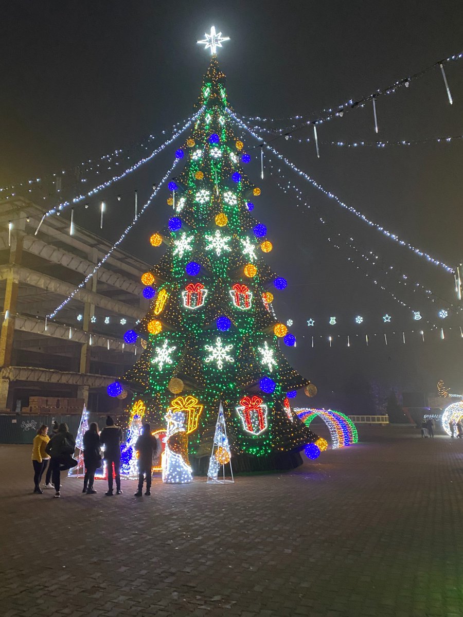 teechorg's tweet image. Christmas in Balti #moldova. Lights in the centre of the city.