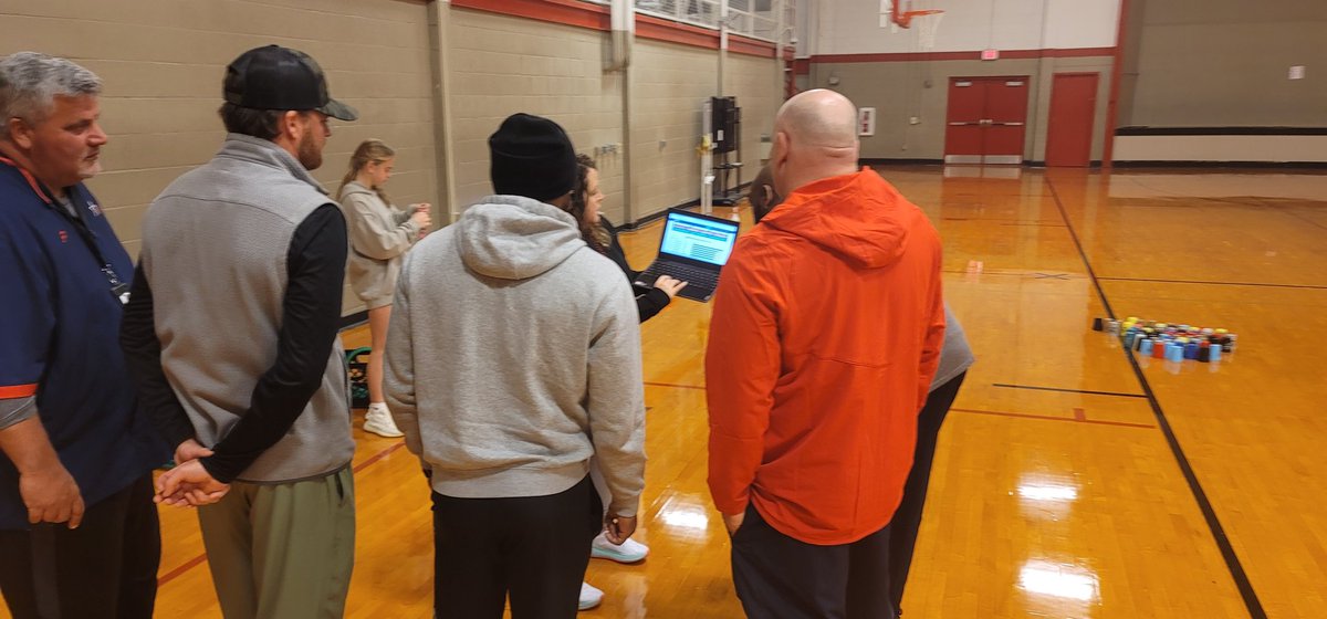 coachitkt's tweet photo. Ozark City Schools  Physical Education Reset PD
Lori Peters (Elementary) and Katasha  ( Secondary)  presenting  to our system Physical Education Dept.
@asahperd 
#OneEagle
#PhysEdmatters
#asapherd 
#activekids
#activemindsmatter https://t.co/nDnrbPGCjC