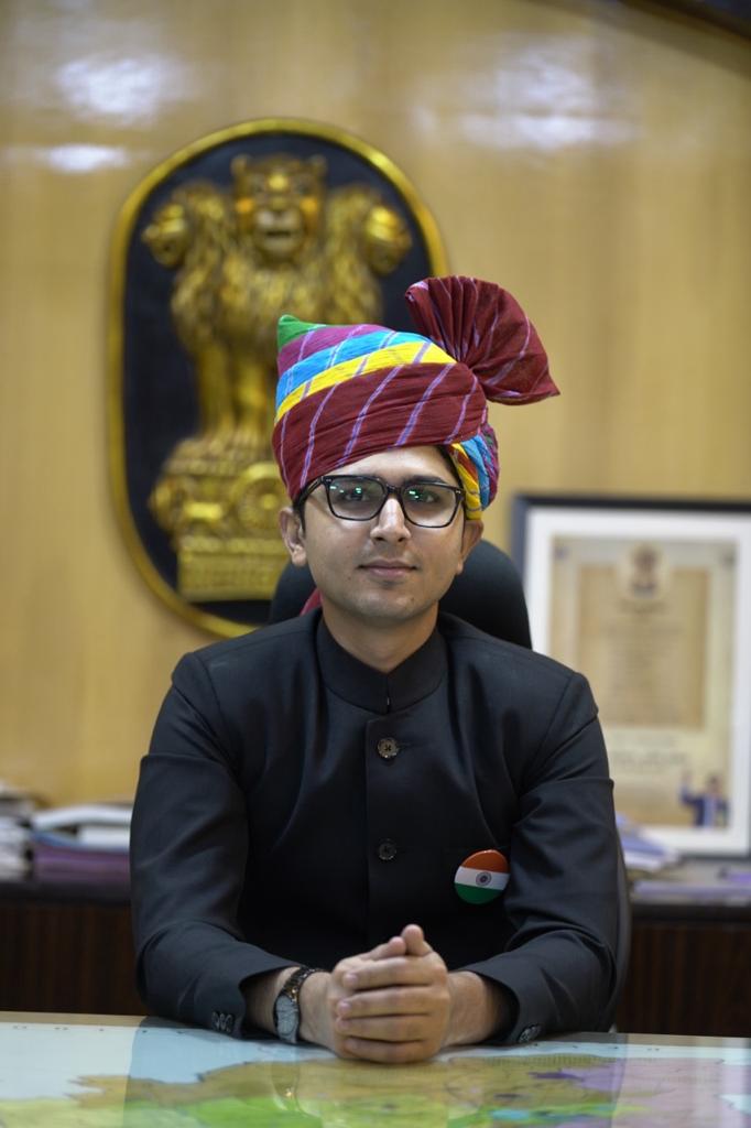 #Bundi 2017 batch of Indian Administrative Service IAS officer Shri Akshay Godara took charge as Bundi District Collector. Priority will be to extend the benefits of welfare schemes of Central and State Government to the common people said District Collector.