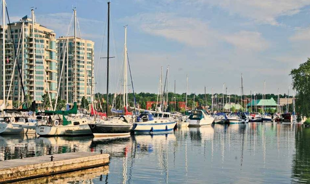 Barrie may have once been best known as the “gateway to cottage country,” but that’s history. This city of 153,356 has long been a thriving city in its own right.

nexthome.ca/news/barrie-no…

#barrie
#pratthomes
#bistro6condos
#elementscondos
#masonhomes
#georgiancommunities
