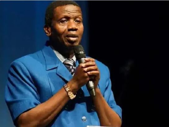 yabaleftonline's tweet photo. “There is money in Nigeria, but it’s in the wrong hands” - Pst. Adeboye https://t.co/I7iVa21Pgq