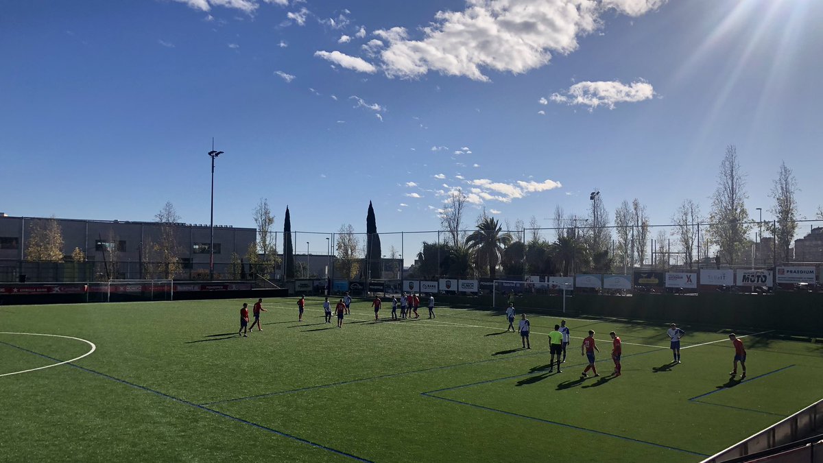 🤝 FINAL AMISTÓS! ⚔️ #FCMartinenc 2-0 @udparcoficial ⚽️ Dani Suárez (2) 📌 Partit amistós contra un rival d’#1cat3. Recuperant ritme i bones sensacions de l’equip abans de tornar a #1cat2. Continuem! 🔜 Visita al @CFIgualada_ #SomMartinenc #futbolcat