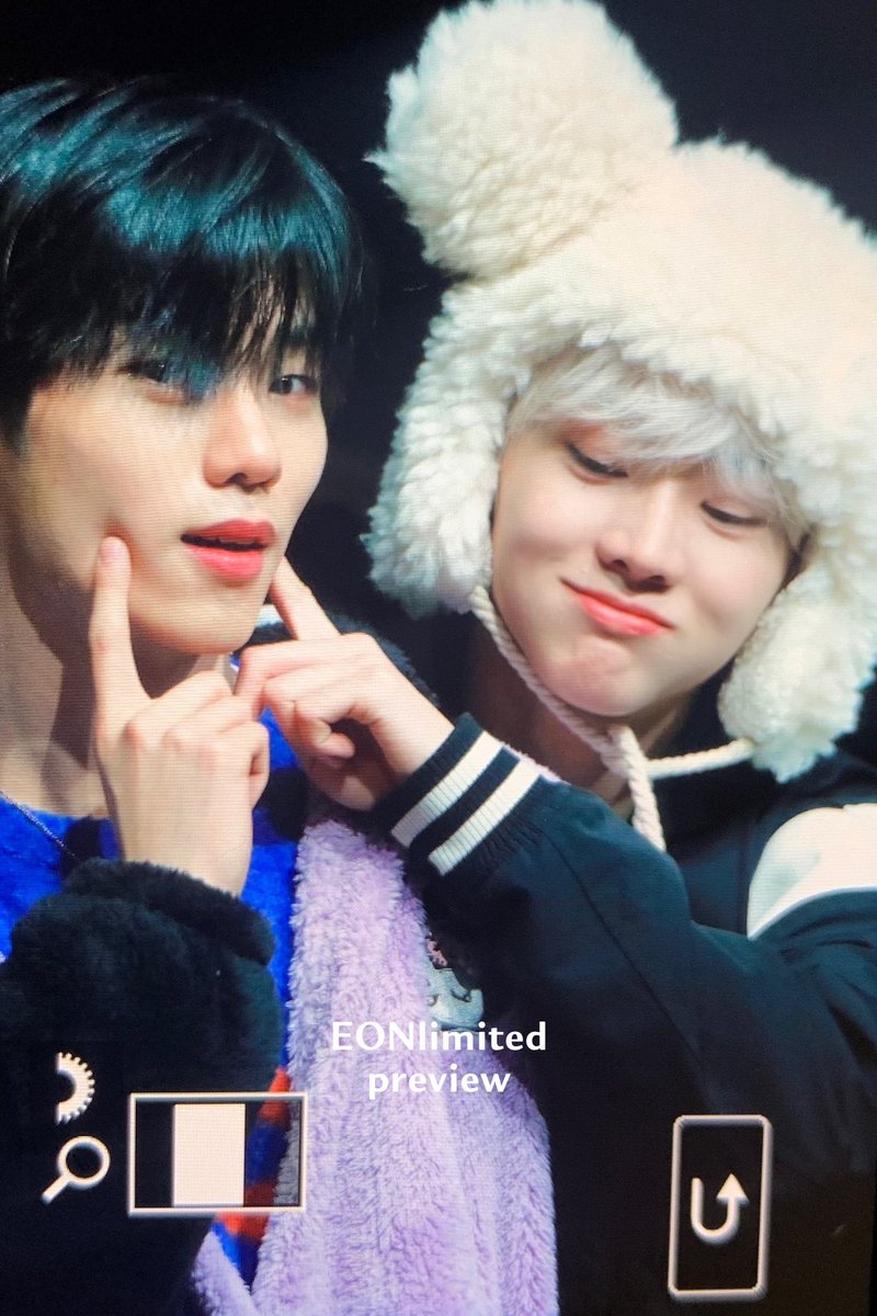 _EONlimited's tweet photo. 240107 유승언 pre

이 곰돌이 누구야아🤍

#이븐 #EVNNE #유승언 #YOOSEUNGEON #ユスンオン #刘昇彦 https://t.co/1KPEpBBVOC