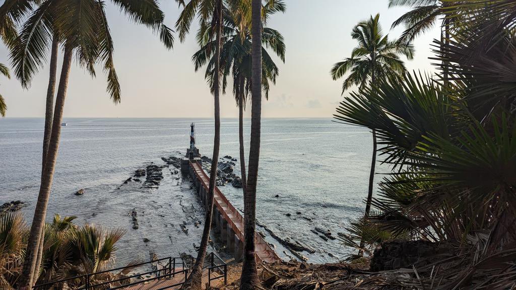 Pahlapyaaar's tweet photo. My India is so beautiful country. India has many islands and they are so beautiful. So let we stand with our country and enjoy the beauty of nature of our islands🥰❤️
#ExploreIndianIslands https://t.co/SJwqHgREpu