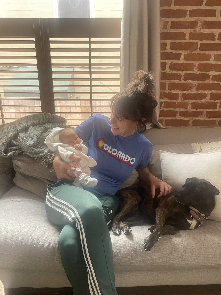 orittebendory's tweet photo. Hey you guys! I’m finally a mama! https://t.co/ZpiQqX6Z44