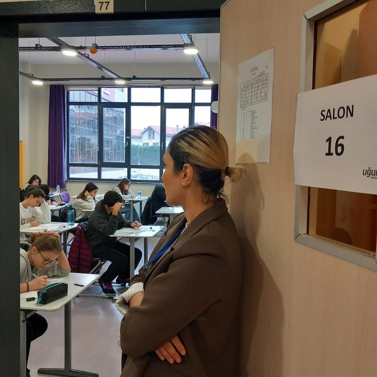 • Uğur Bursluluk Sınavımızın 2.gününü de bitirdik. Katılım gösteren tüm öğrenci ve veli adaylarımıza teşekkür ederiz. ✨