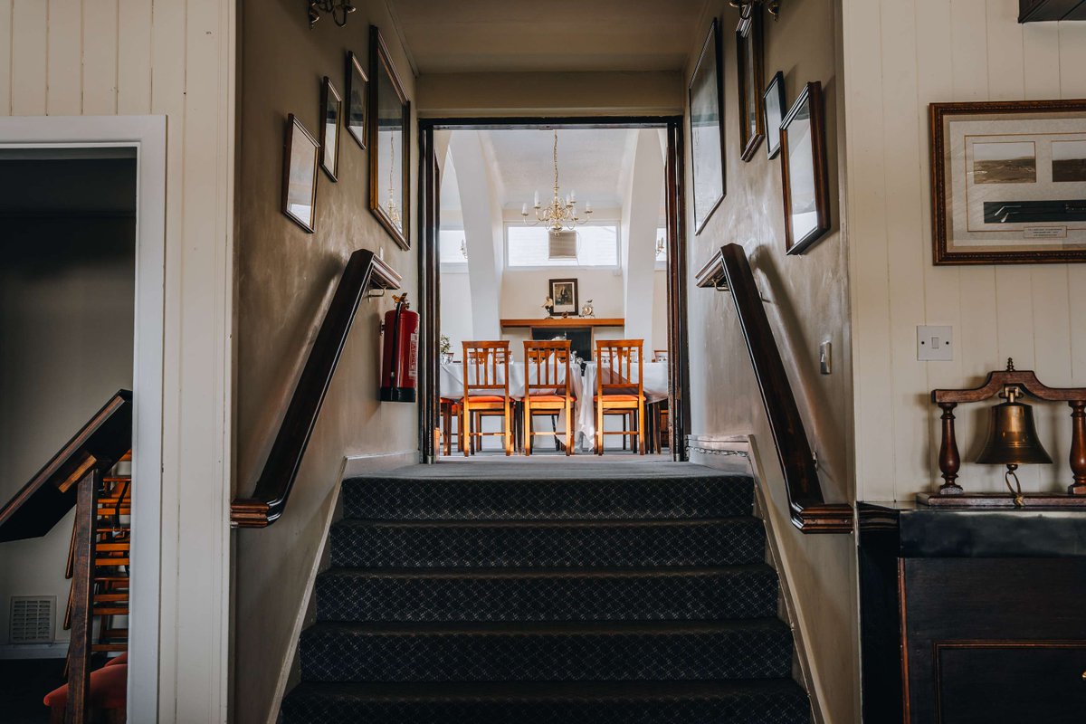 Our clubhouse is a beautiful place to wrap up your round and have a bite. An ode to heritage, it comes with all the class and distinction of a truly special sanctuary on the coast.