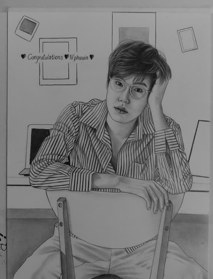 SammySribua's tweet photo. @phuwintang รูปที่พี่เคยวาดให้ น้องลองไปจัดกิจกรรมประมูลก็ได้นะคะ จะส่งต่อให้กับเด็กด้อยโอกาสก็ได้นะคะ 🩷💛 https://t.co/SnjC6qD9kJ