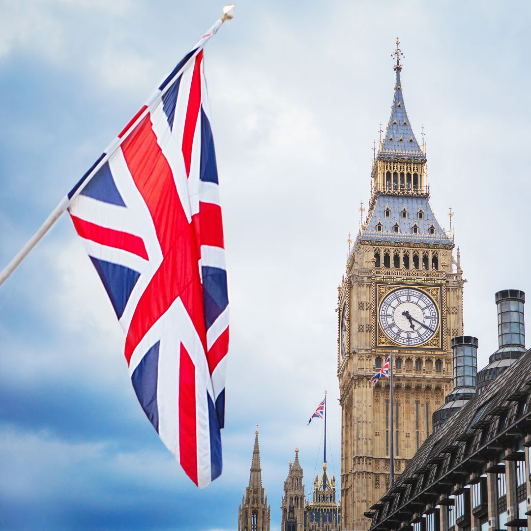 FINSAgency's tweet image. Day 7 Bucket List #14 – Explore Big Ben in London!  Standing tall at the north end of the Palace of Westminster, Big Ben's majestic clock face and melodious chimes make it an iconic symbol of British heritage. #BigBenAdventures #BucketList