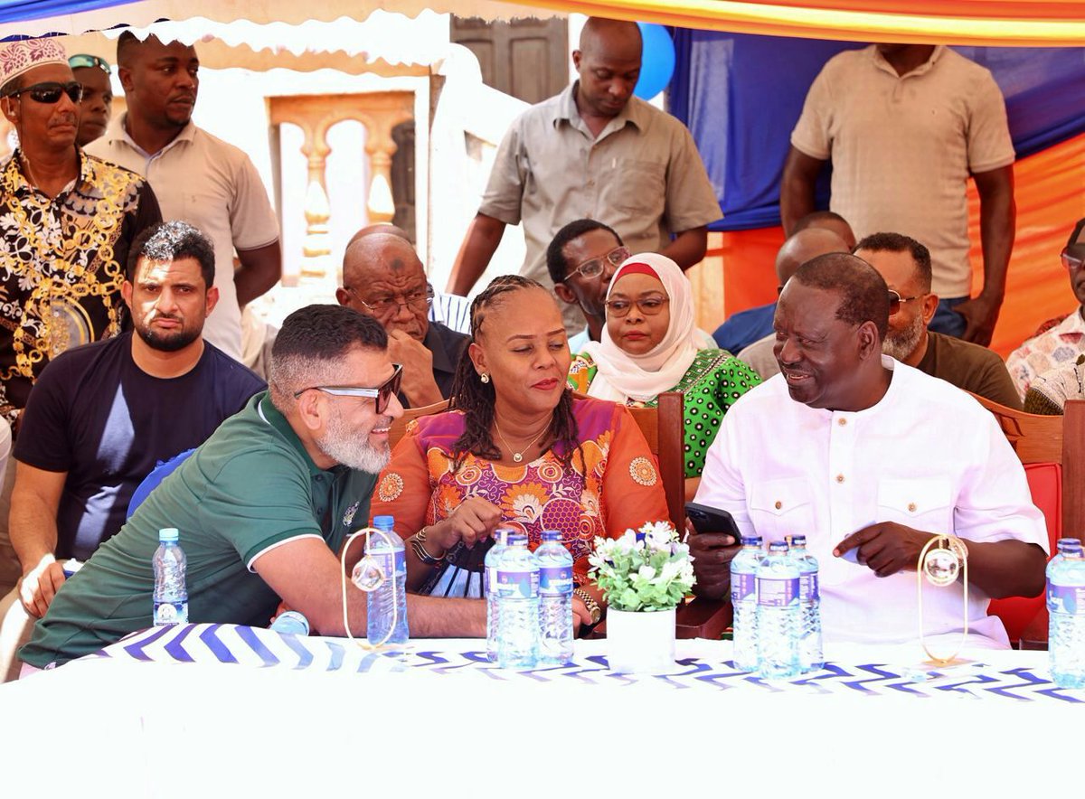 nyang_polo's tweet photo. Mombasa leaders led by Governor @A_S_Nassir organized a birthday party celebration to the father of the 3rd liberation Right Hon. Raila Odinga in Mombasa today!
Happy birthday Baba!
#babaat79 https://t.co/cG9HKh4P2U