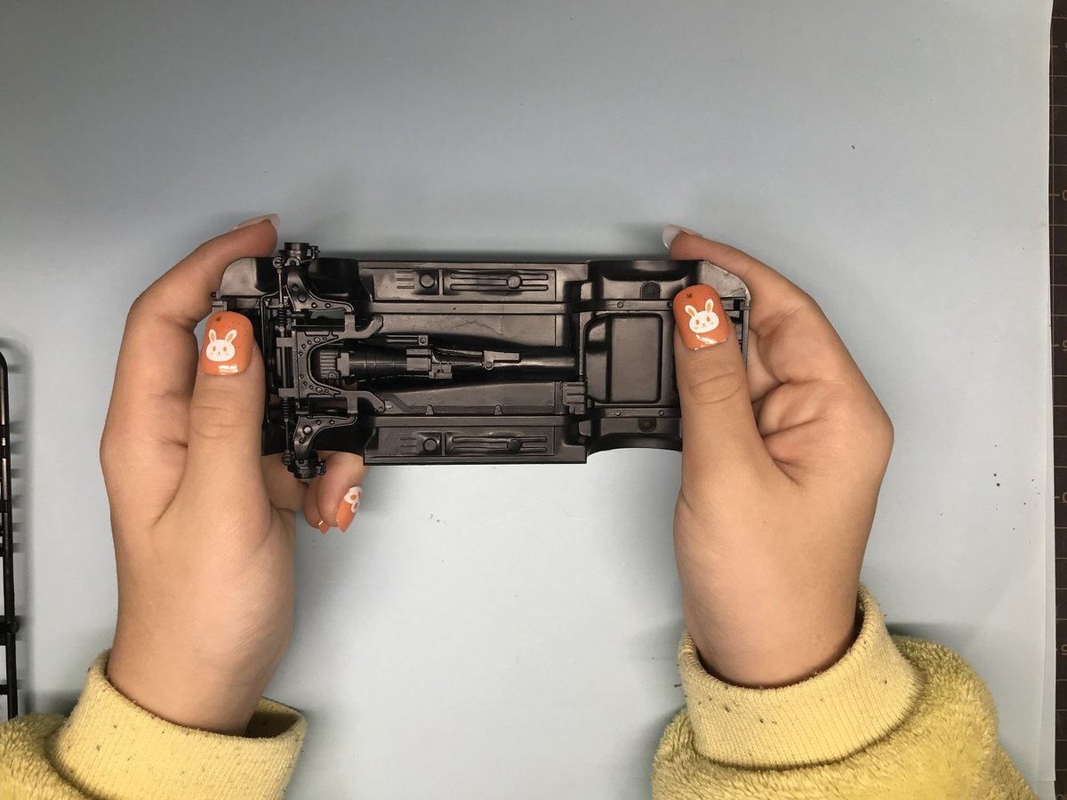 mone5820859's tweet photo. タミヤ　1/24 ユーノス　ロードスター

胴体…轢かれたカエルみたい…

#タミヤ　#ユーノス　#ロードスター　#マツダ　#プラモデル https://t.co/yqt8GwDdbx