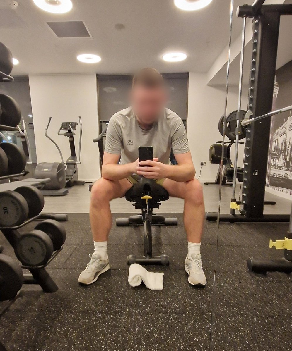 TheFootMaster2 tweet picture