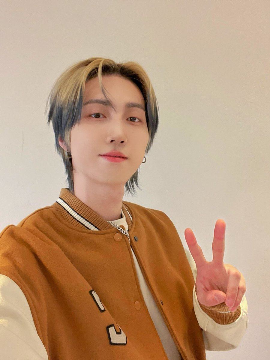 MontOfficial's tweet photo. [📸]
벌써보고싶음🥲
조심히들어가용❤️
#로주얼

#몬트 #MONT #로다  #RODA https://t.co/eQXEmvLC4k