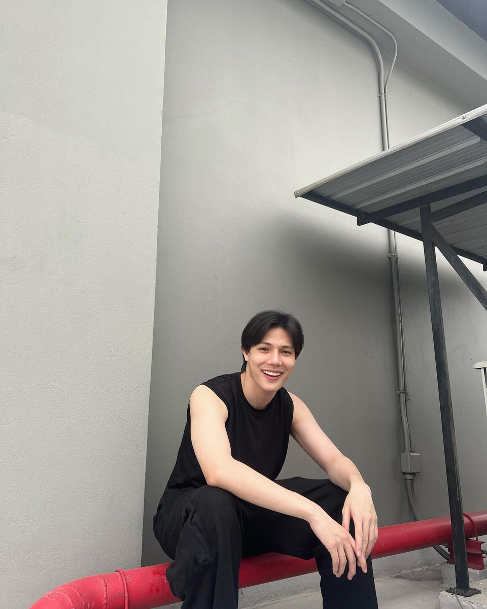 Bank.Thanathip_Family tweet media