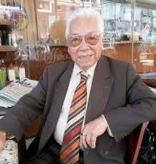 Se nos fue el gran Cucho (Mario) Vargas, el de la máquina de mirar, el hombre de la comunicación que nos dejó en la memoria sus ENFOQUES.