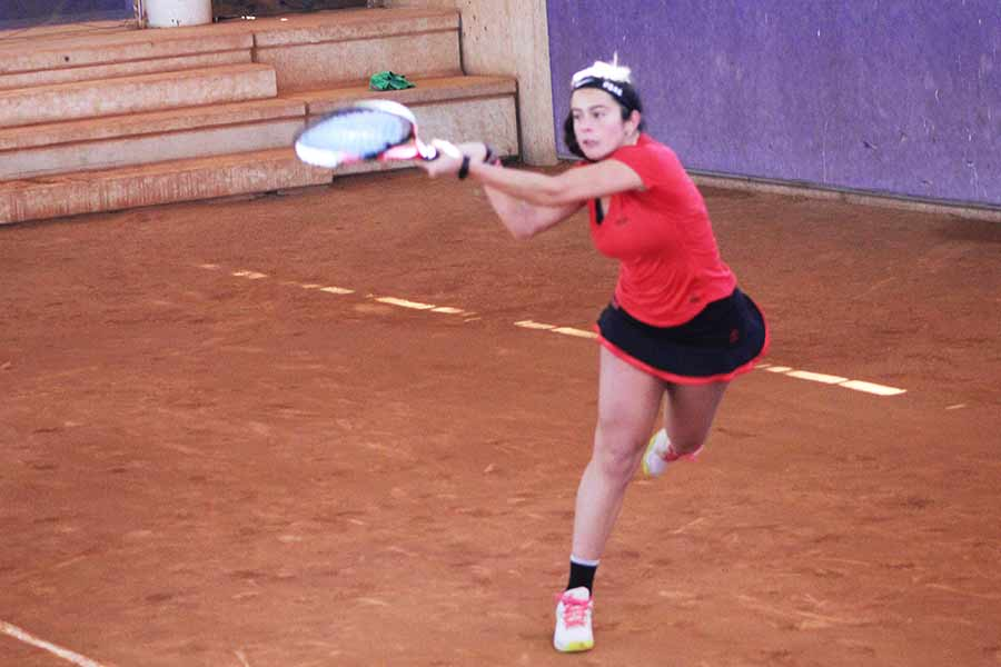 NOTICIAS (Atrasado, 18 de julio).-Un fuerte proceso gripal le obliga a retirarse en Madrid / Torneo del Circuito nacional 'Junior Cup' (peketenis.com/2023/07/15/nue……) <a href="/tenispeke/">PEKETENIS</a> <a href="/WilsonTennis/">Wilson Tennis</a> <a href="/WilsonTenisEsp/">Wilson Tenis España</a> <a href="/fattenis/">#TenisAndalucía</a> <a href="/rnadalacademy/">Rafa Nadal Academy</a> <a href="/EqueliteFerrero/">EF</a>
<a href="/GlobalCollegeUS/">Global College USA</a> <a href="/JomaSport/">Joma Sport</a>