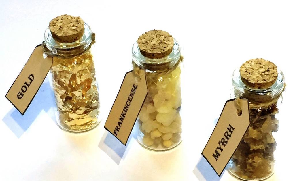 mrsredboots's tweet photo. Gold, Frankincense and Myrrh https://t.co/JsnOX6ULxN https://t.co/XfytBRcvfJ
