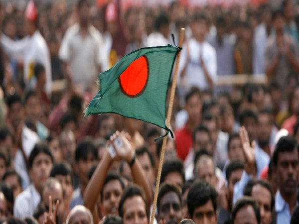 ani_digital's tweet photo. Bangladesh: Counting begins as national polls end, 27pc votes cast till 3pm
Read @ANI Story | https://t.co/6PMlpGTNQ5
#BangladeshElections #Countingbegins #Bangladesh https://t.co/3HRdCw7orh