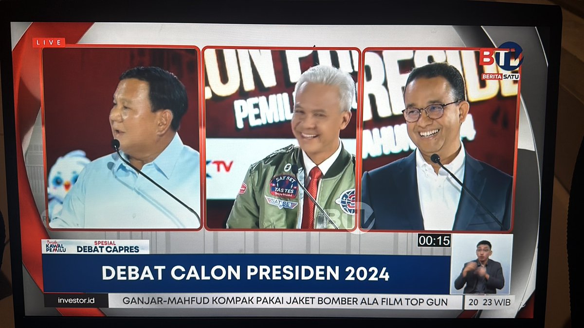 Prabowo ditanya soal hutang luar negeri dia menjawab hutang luar negeri Indonesia masih terhitung rendah dan dia tak khawatir intervensi asing akibat hutang seperti krisis moneter 1997 saat Orde Baru.

Dibantah Ganjar hutang luar negeri demi infrastruktur bisa berbahaya. 
(BTW