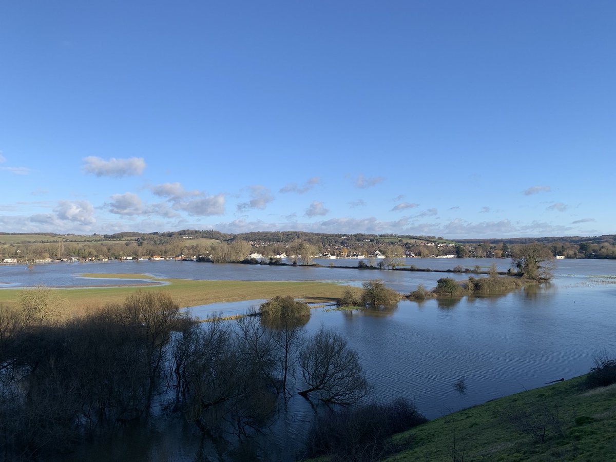 #thamesflooding #bourneend today