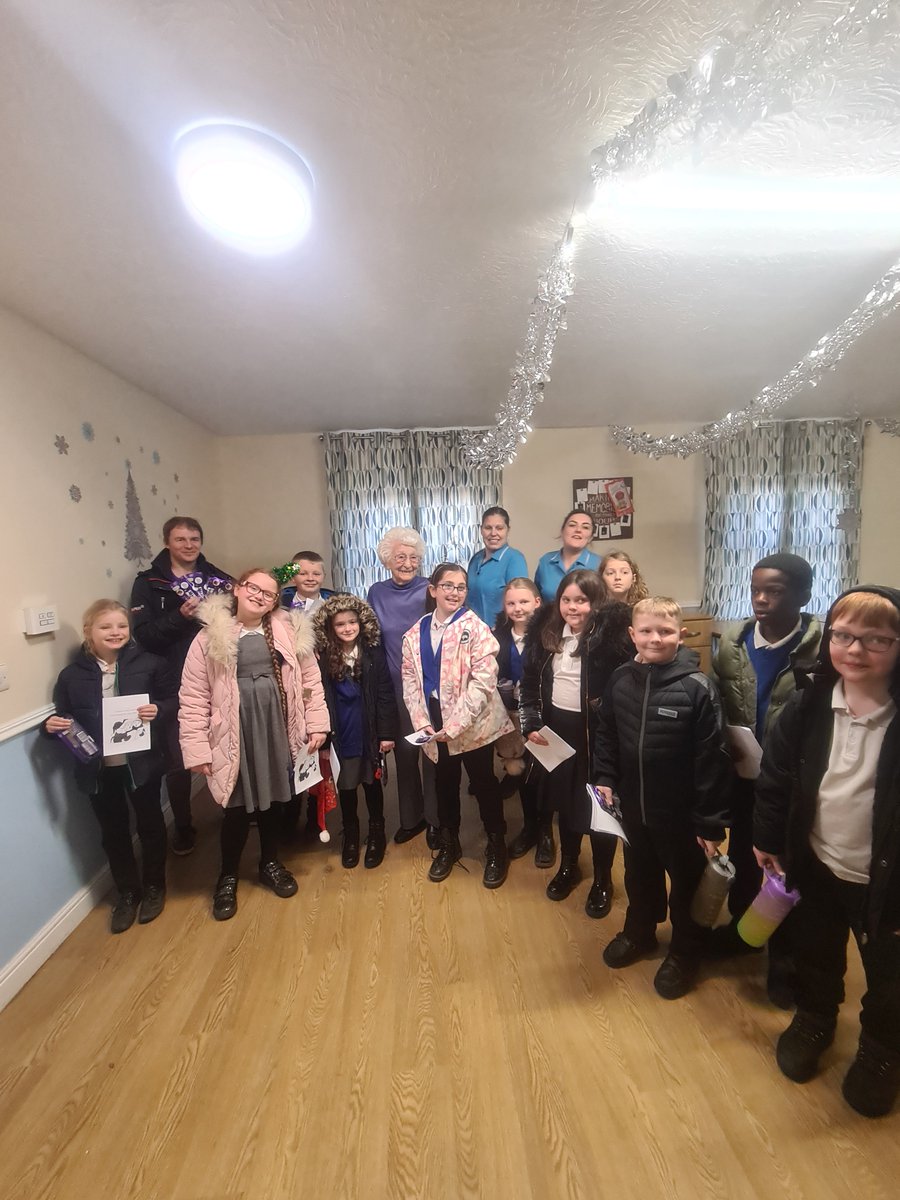 DeltaMersey's tweet photo. Some of our children visited Wilton Lodge Care Home just before Christmas, to sing to the residents. https://t.co/XPm8Lo8uFU