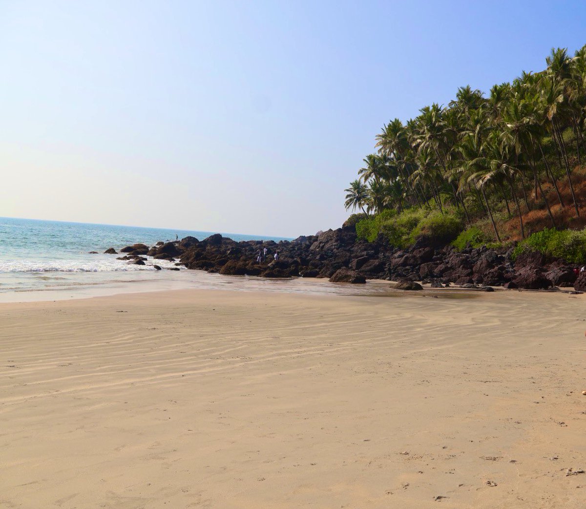 abhishek_nefowa's tweet photo. We're privileged to be born in a country where you can find everything just in the same geographical area.

From mountains to beaches, to sun and snow, there's nothing that you won't find here.
#BoycottMaldives #Maldives #Goa #Lakshadweep https://t.co/gpK1EddRIg