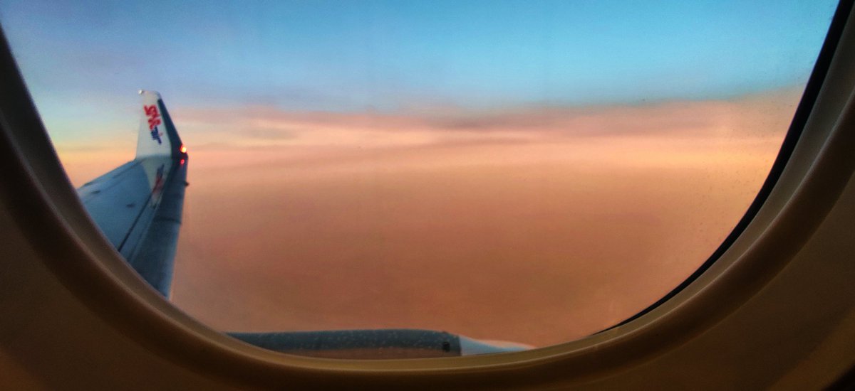 samwham6's tweet image. When the cosmos opens up to a curious mind. Thank you @OfficialStarAir for making it possible...
#ReachForTheStars #SKYMasters #TravelMemories