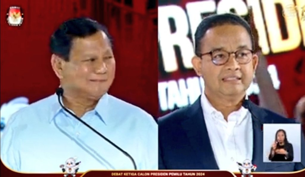 RomitsuT's tweet photo. Bahan debat malam ini sebenarnya bidang  yg sangat dikuasai Prabowo. Tapi sayangnya Prabowo justru lebih fokus pada "ketidaksukaan" nya pada Anies hingga yg muncul adalah emosi. Banyak waktu terbuang yg membuat penjelasan pada pokok masalah tidak tersampaikan.

#OmonOmon https://t.co/N1fqzUIpru