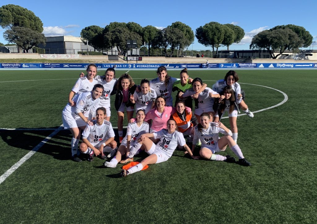 Final en Las Rozas:

<a href="/LRZFEM/">LRZFEM</a> 1-3 <a href="/cdsamper/">C.D. Samper</a> 

<a href="/cris_anaya20/">Chini</a> ⚽️⚽️
Eli ⚽️

Empezamos el año sumando de tres.💙✅

#𝒂𝒅𝒏𝒔𝒂𝒎𝒑𝒆𝒓