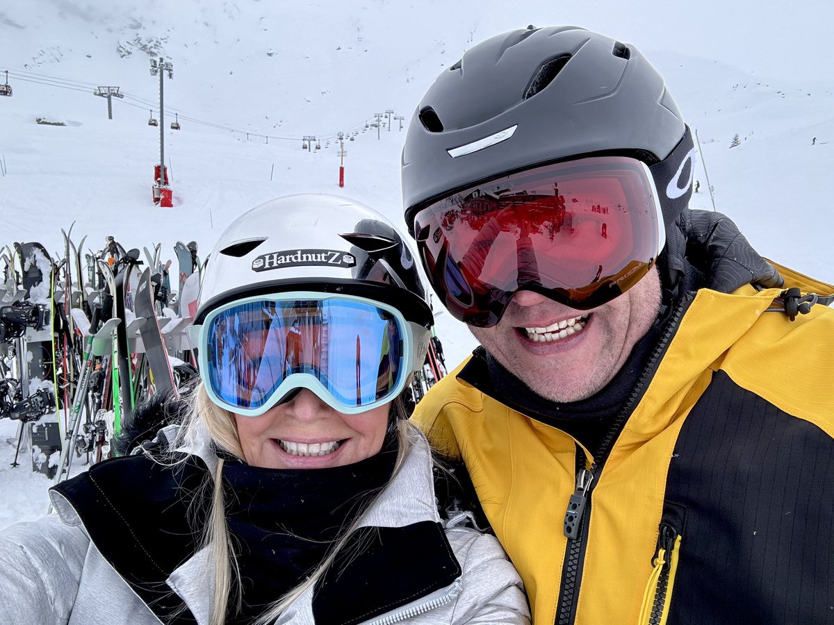 BinksyDB's tweet photo. Day 1 ⛷️🎿 #lesarc https://t.co/gxeqZgf7Im