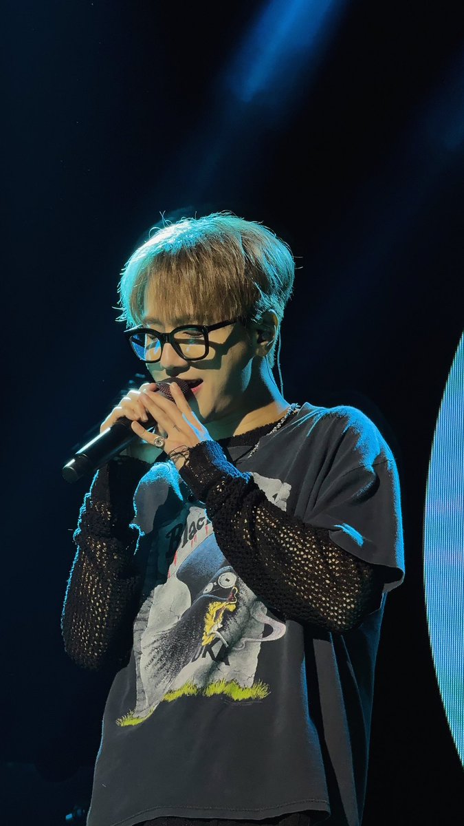 jiahuii0824's tweet photo. 240106 Unfading Sense in MNL

내사랑 ✨

 #金鐘雲 #金康熏 #藝聲 #イェソン #에성 #Yesung @shfly3424 #YESUNGinMANILA https://t.co/WwCfR5ZgDv