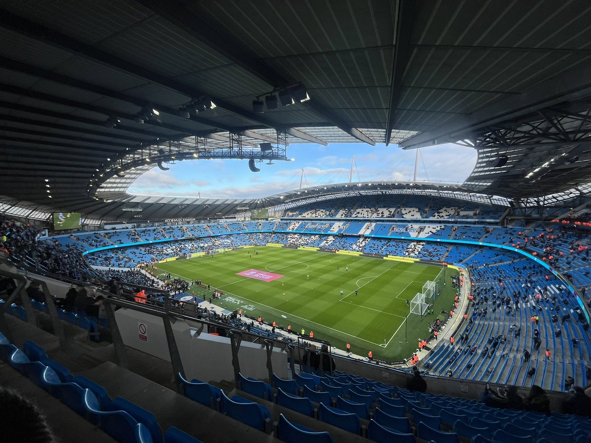 dav_norton's tweet photo. #Manchester I am in you. Home away from home @ManCity https://t.co/r7Fwucuyjg