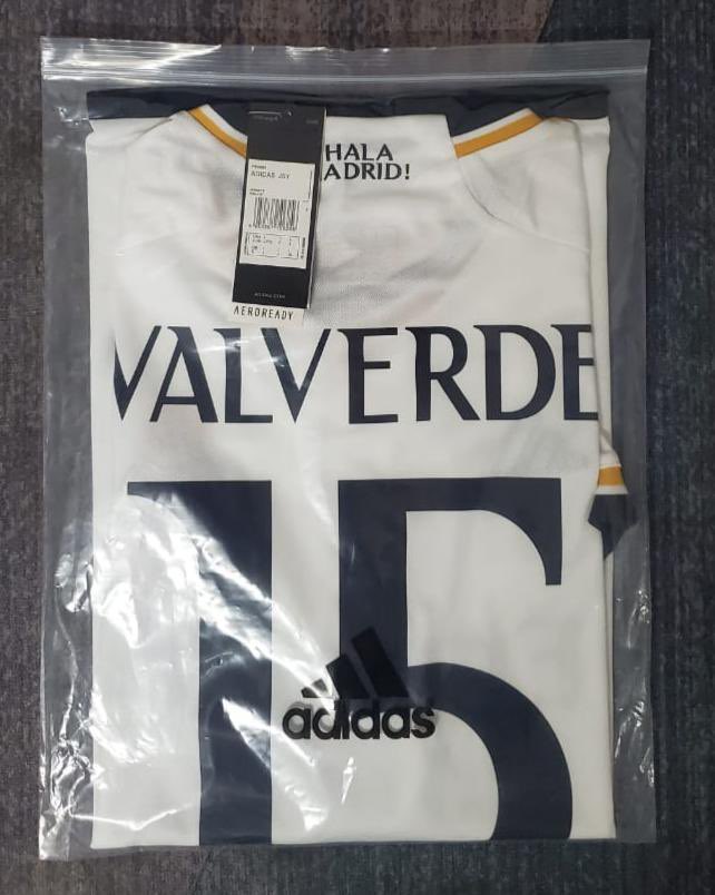 MadridismoreaI's tweet image. SORTEO INTERNACIONAL 🚨🚨

Si el Real Madrid ELIMINA al Atleti en la Supercopa de España, vamos a sortear la camiseta de Fede Valverde entre todos los que den RT a este tuit y sigan a @Ctinfo_17 y a @MadridismoreaI 🤍

*OPCIONAL* 
Mencionar a un amigo (doble participación)