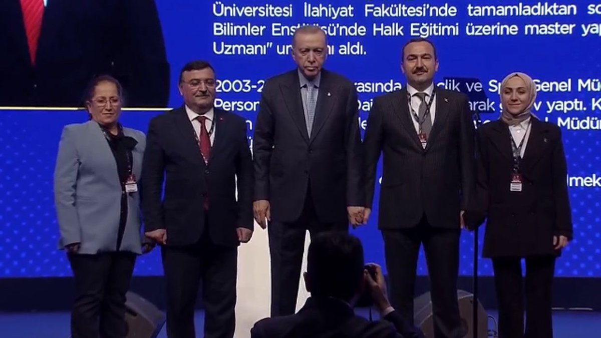 Cumhurbaşkanımız, Genel Başkanımız Sayın <a href="/RTErdogan/">Recep Tayyip Erdoğan</a>’ın tensipleriyle, vizyonuyla 7'den 70'e herkezin gönlünde yer bulan Göğe Komşu Topraklarımızda bir kez daha tarih yazmak için, Adayımız yeniden Mehmet KOCATEPE..
İlimize ve AK Partimize Hayırlı Olsun…
#HazırızKararliyiz