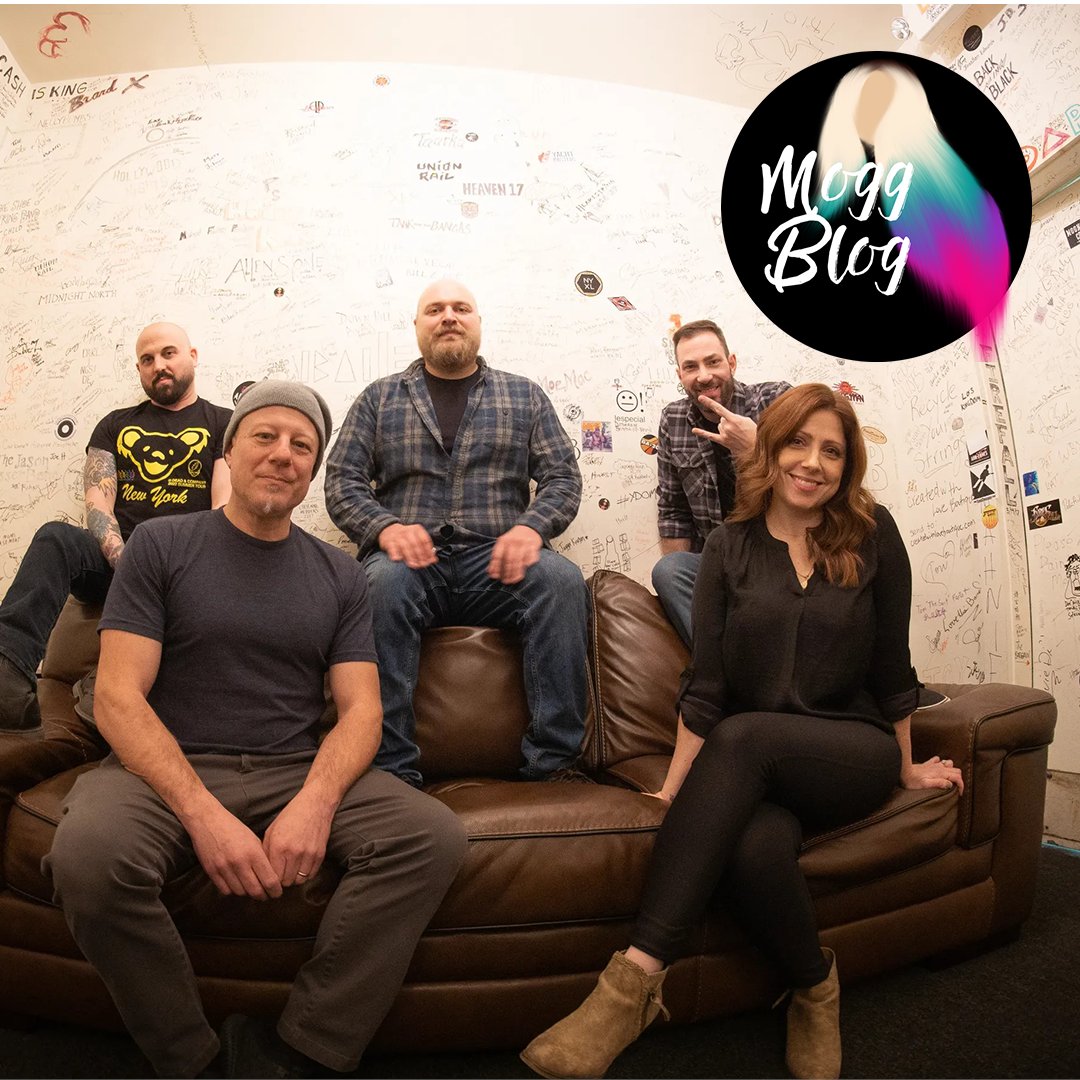 Got the Sunday scaries? I've some banging tunes to share with you!

Read my review of the new releases from Kipani, Sam Roberts, Neo &amp; Neo &amp; Faded Rose below.

👉moggblog.com/2024/01/03/pre…
👉Listen to a playlist of indie finds here: shorturl.at/hmnRZ