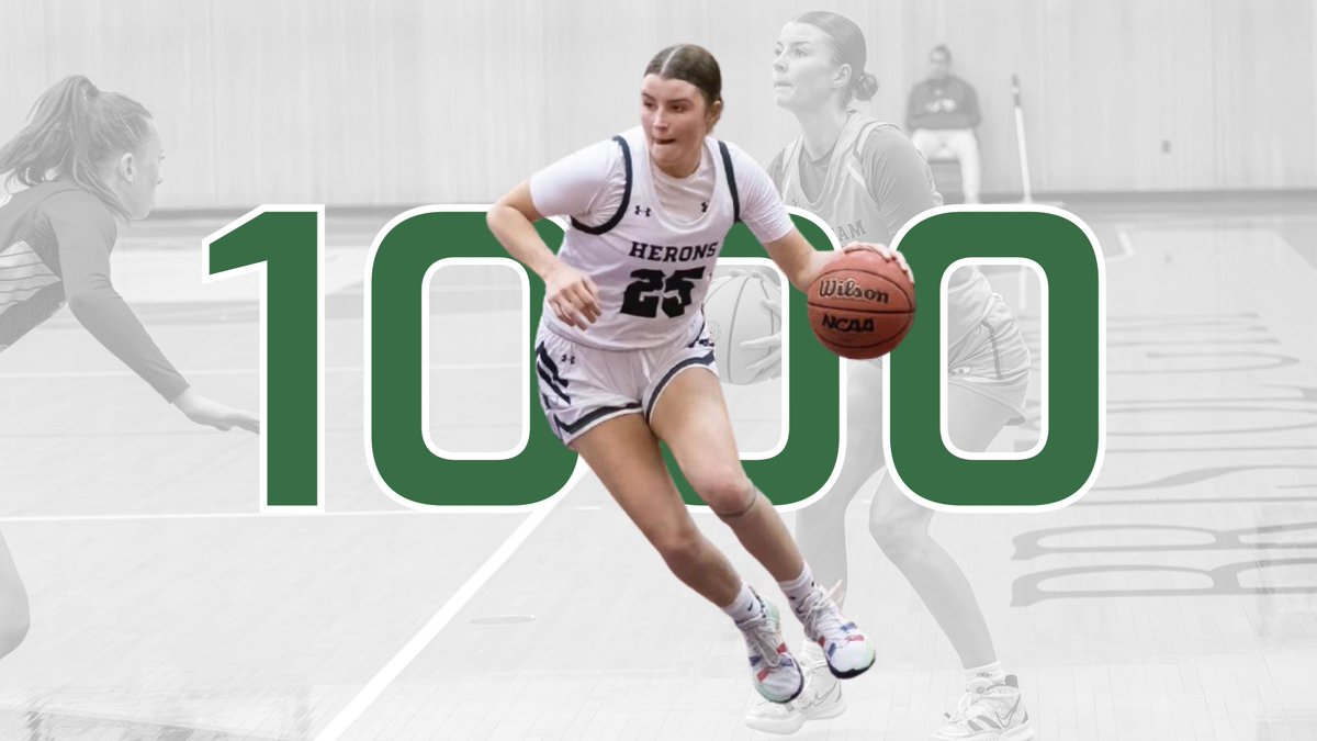 Huge congrats to Brooke Jarvis <a href="/brookej38/">brooke</a> on scoring her 1️⃣0️⃣0️⃣0️⃣th collegiate point yesterday!  👑🏀 #RoyalFamily