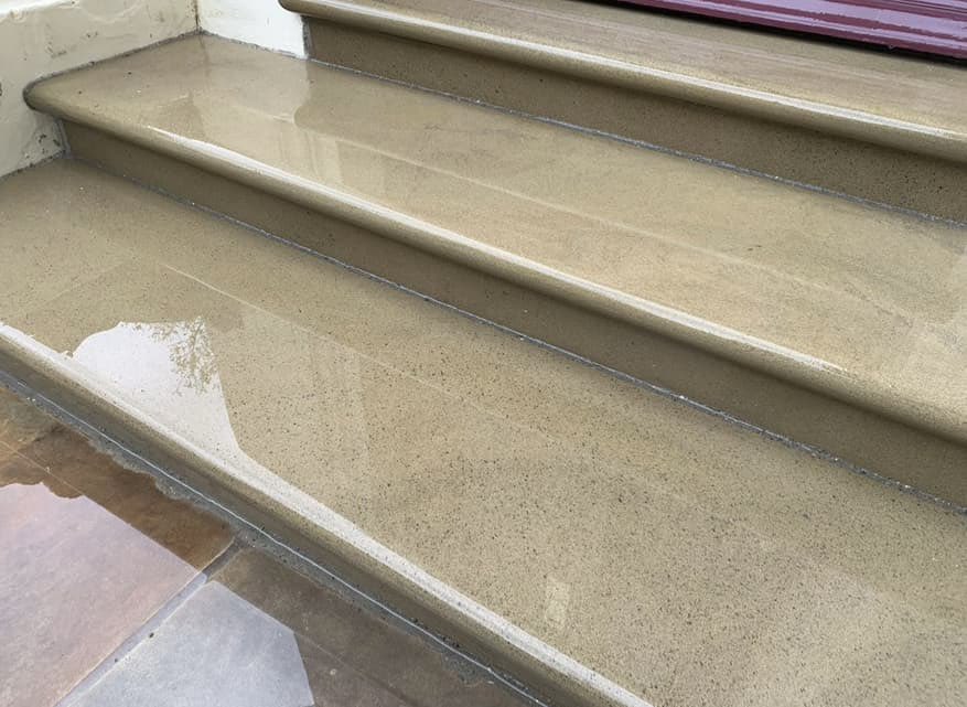 Dempseypaving's tweet photo. New or reclaimed Yorkstone is timeless. Used to pave the streets of the capital, along with almost every other major town and city in the country up until the last century. 🇬🇧 

#buybritish #paving #patios #driveways #yorkstone #liverpool #merseyside #cheshire #lancashire https://t.co/UDuPydXNPF