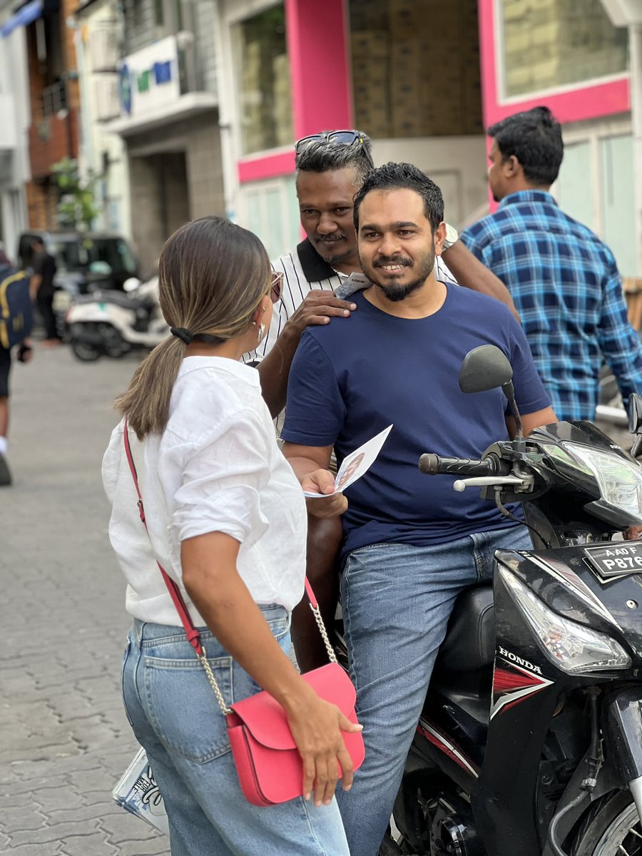 saiffathih's tweet photo. A #WalkwithSaif today handing out #LiveableMale manifesto pamphlets. 

#SaifForMale https://t.co/23YlgUneSf