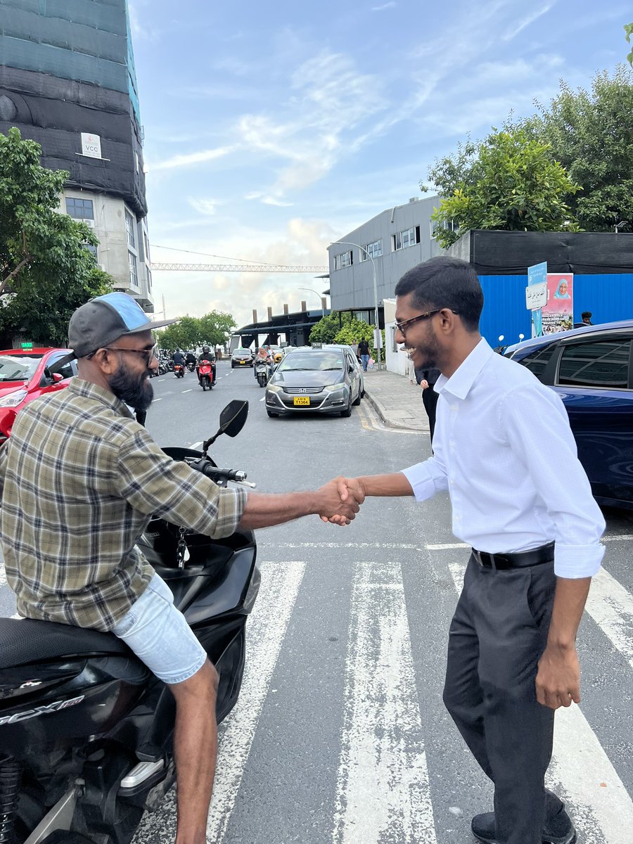 saiffathih's tweet photo. A #WalkwithSaif today handing out #LiveableMale manifesto pamphlets. 

#SaifForMale https://t.co/HFmxVEeRfU