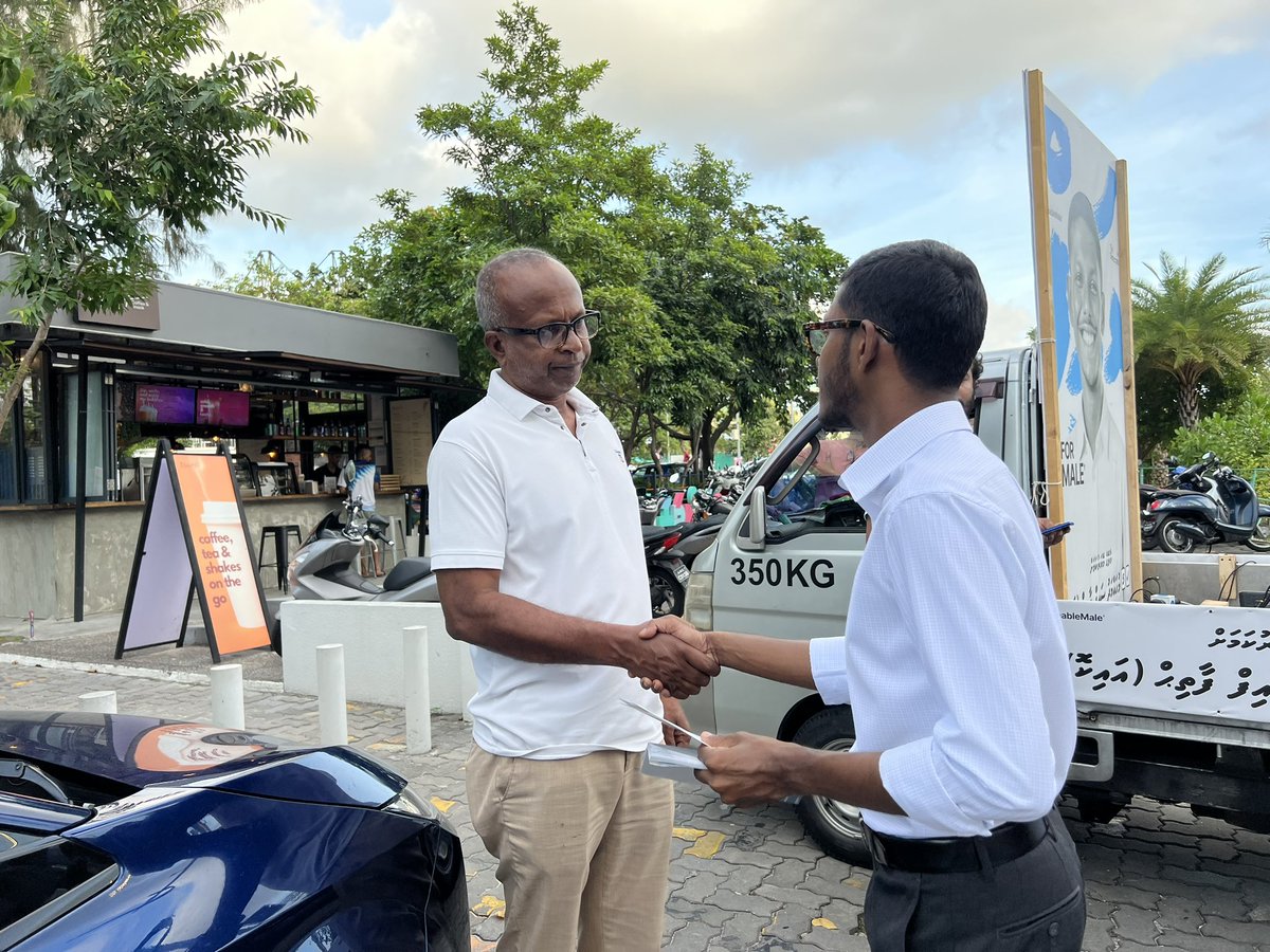 saiffathih's tweet photo. A #WalkwithSaif today handing out #LiveableMale manifesto pamphlets. 

#SaifForMale https://t.co/HFmxVEeRfU