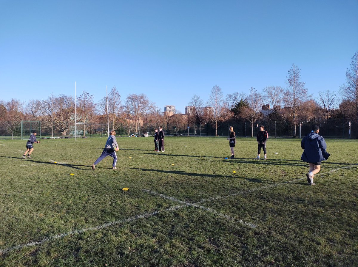 Southwark Tigers (@southwarktigers) on Twitter photo New year β²οΈ
Old habits π
We are <a href="/SouthwarkRugby/">Southwark Lancers</a> π΄π‘β«
#sportdevelopment #londonrugby #YouthRugby #wearesouthwarktigers #AllStars #kidsrugby #rugbyhub New year β²οΈ
Old habits π
We are <a href="/SouthwarkRugby/">Southwark Lancers</a> π΄π‘β«
#sportdevelopment #londonrugby #YouthRugby #wearesouthwarktigers #AllStars #kidsrugby #rugbyhub