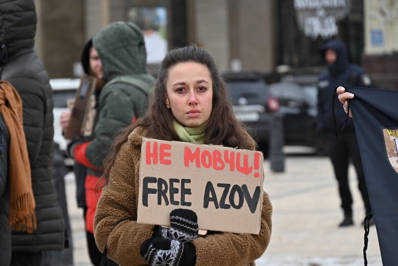 censor_net's tweet photo. 🇺🇦 Free Azov: у Києві відбулася акція на підтримку полонених захисників "Азовсталі"

https://t.co/pRcu7sgS91 https://t.co/7IrMYz8CiO