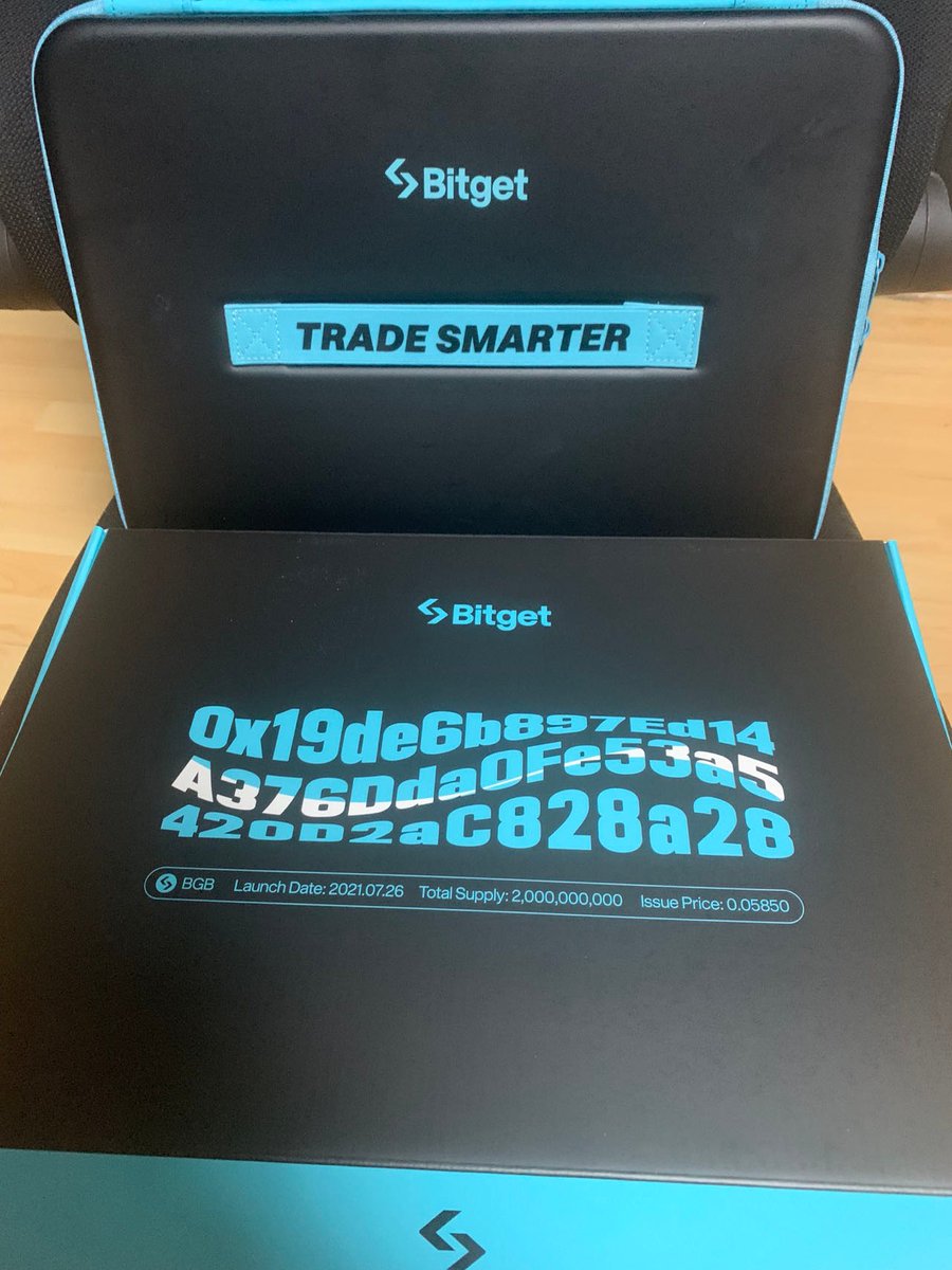 感谢<a href="/luzhilian666/">陆志廉</a> 老兄代表<a href="/BitgetBuilderCN/">Bitget Builders中文</a>送来的元旦礼物，非常有创意的电脑包💻

在新的一年里也祝bitget越来越好，牛市一起发财🤑